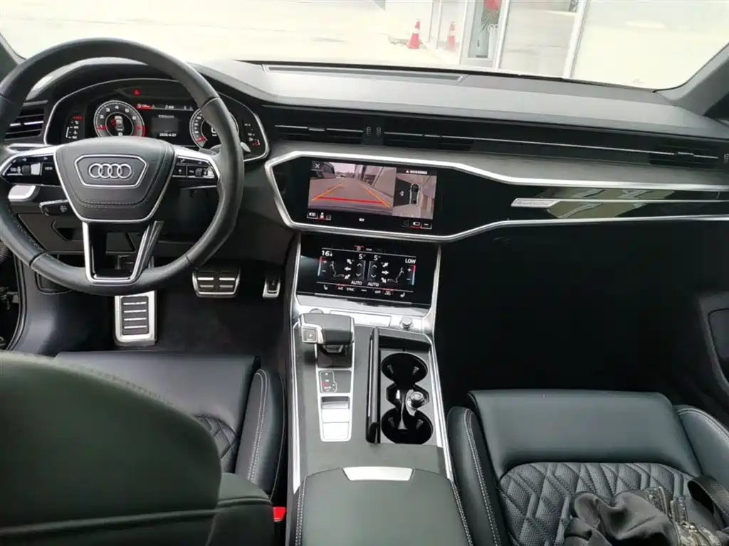 Audi A6L 2025 45 TFSI quattro Premium Sport фото 16
