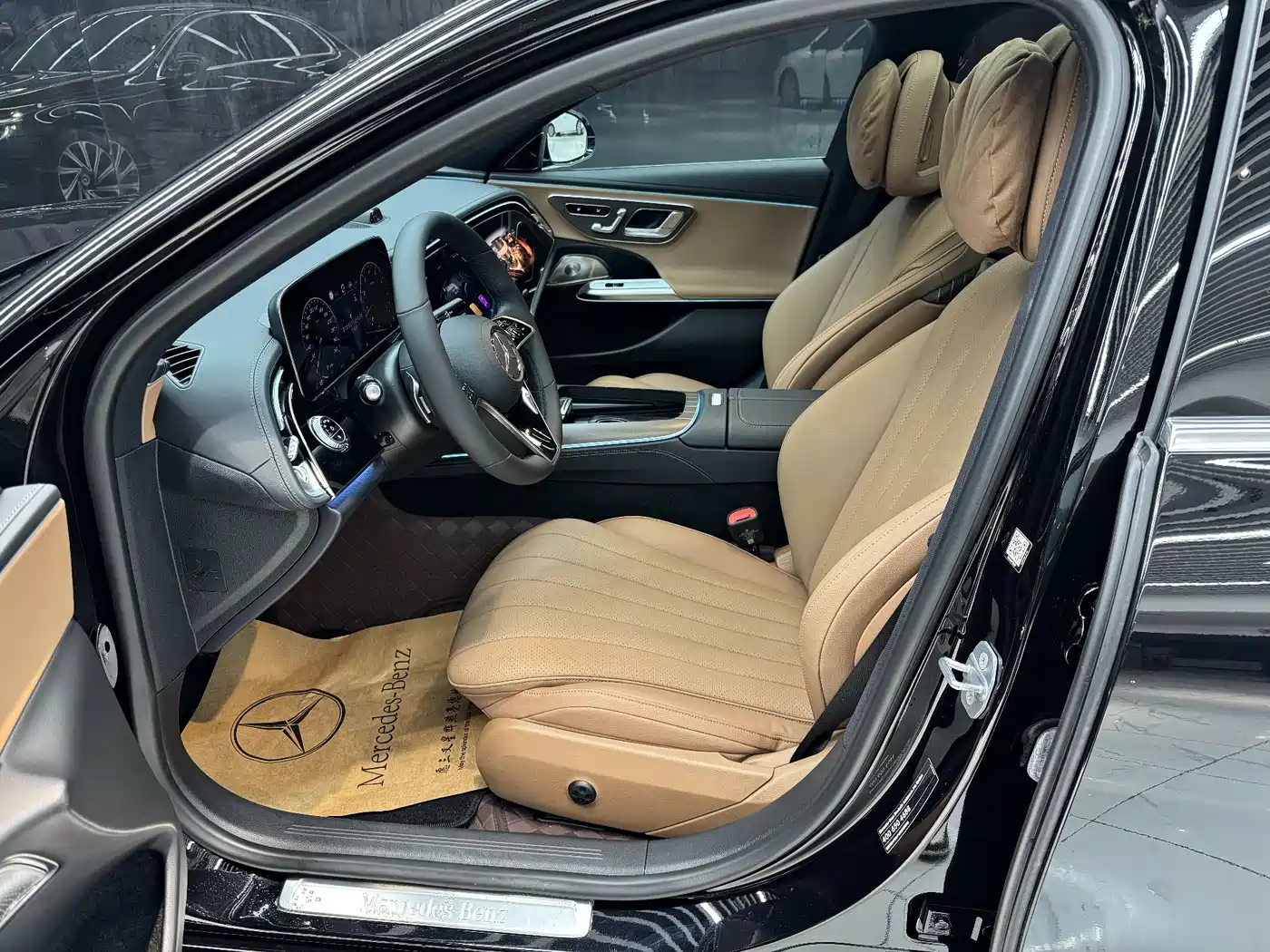 Mercedes-Benz E-Class 2024 Model E 300 L Luxury фото 15