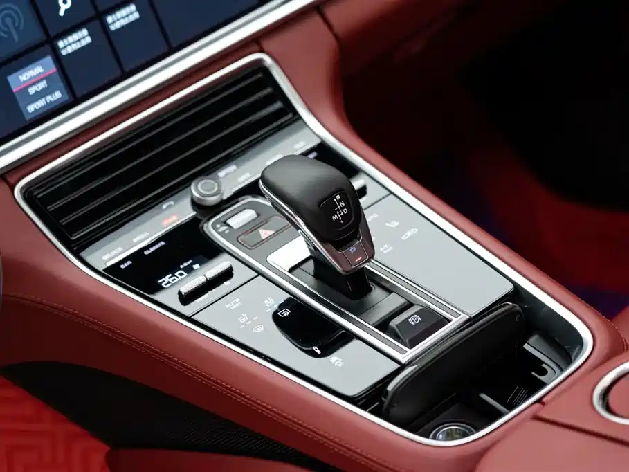 Porsche Panamera 2019 Panamera 2.9T фото 15