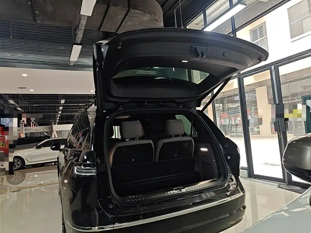 NIO ES8 2026 2025 Model 6-Seat Executive Luxury Edition