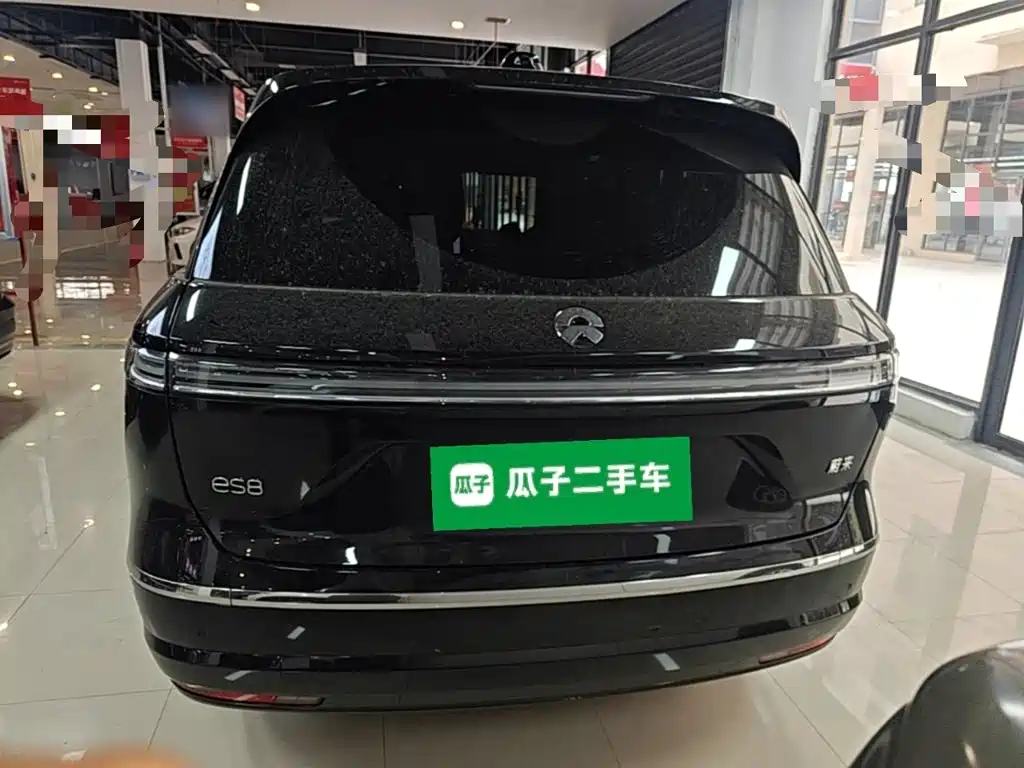 NIO ES8 2026 2025 Model 6-Seat Executive Luxury Edition