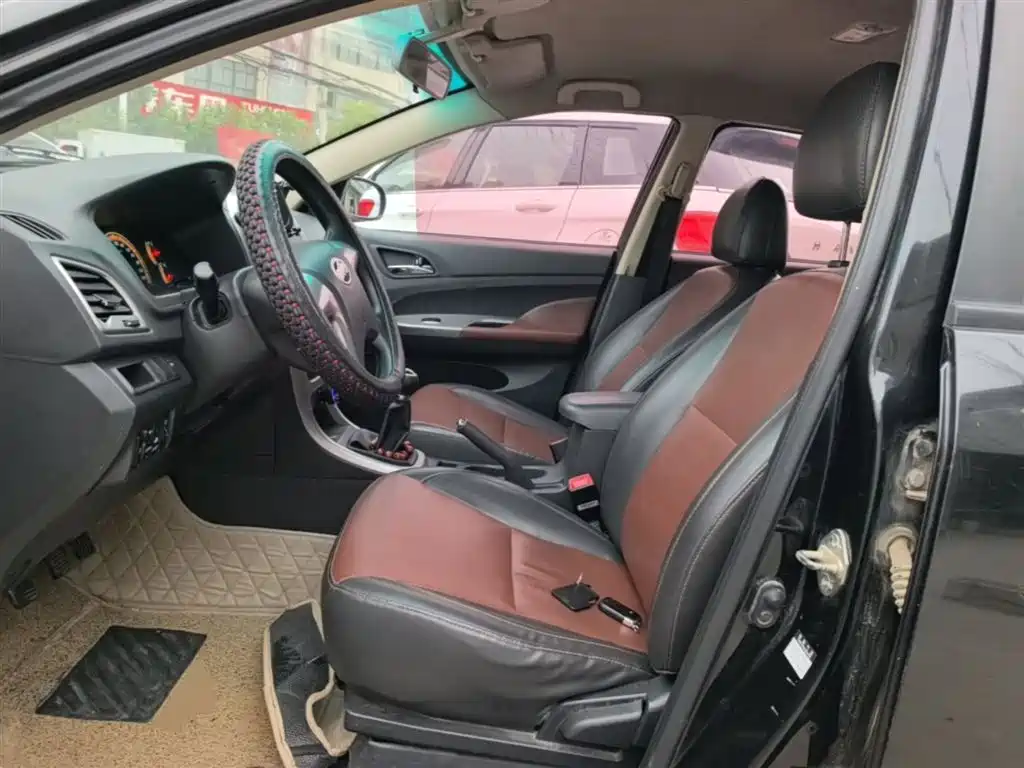 BYD F3 2015 Energy-saving Edition 1.5L Manual Luxury фото 15
