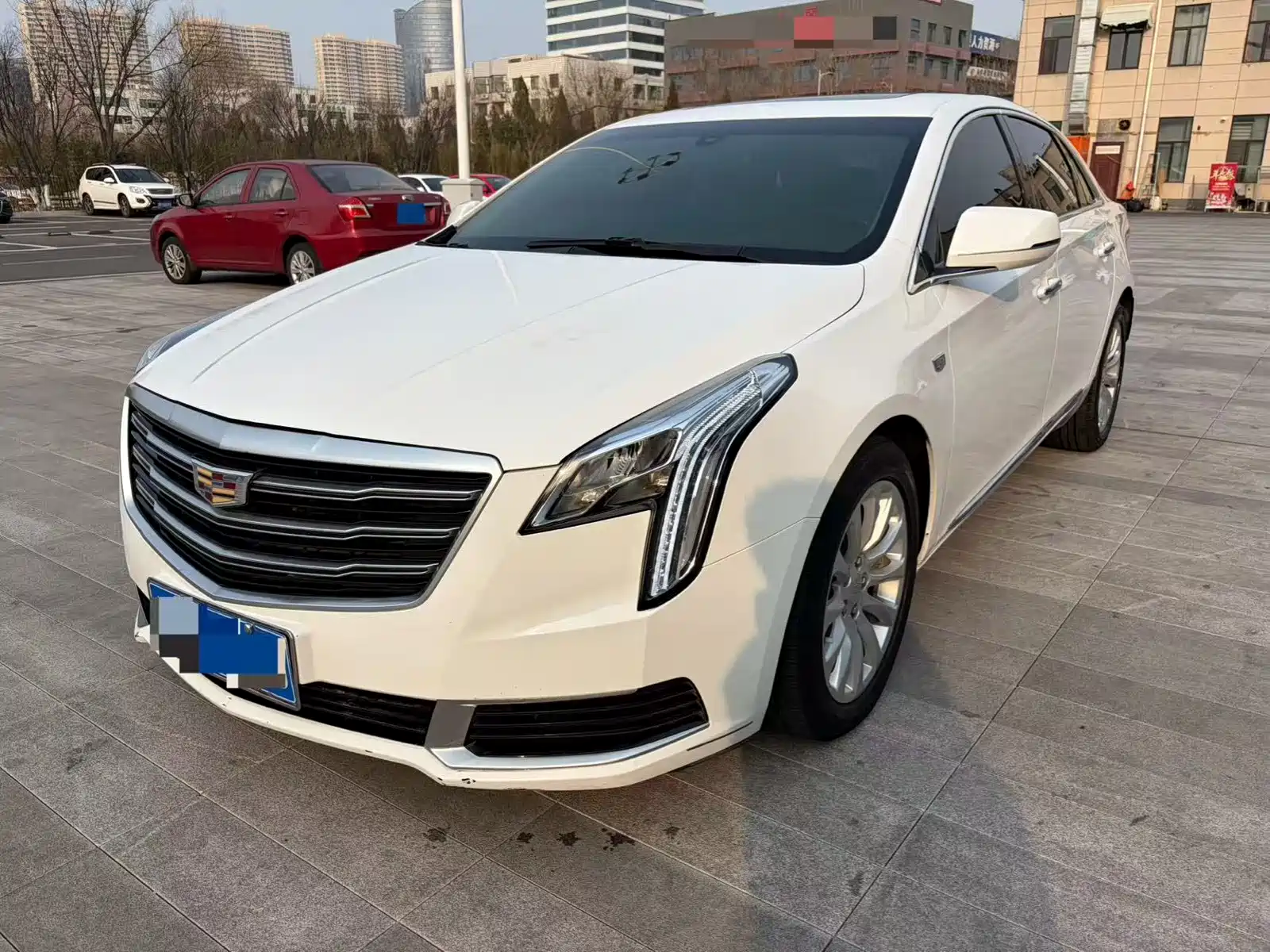 صورة 1 - Cadillac XTS