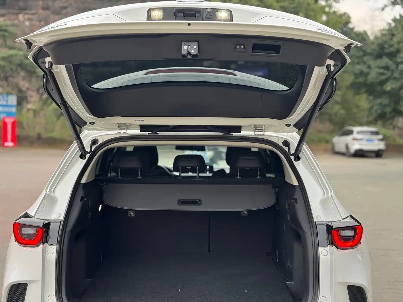 MAZDA CX-50 LINE ALSO