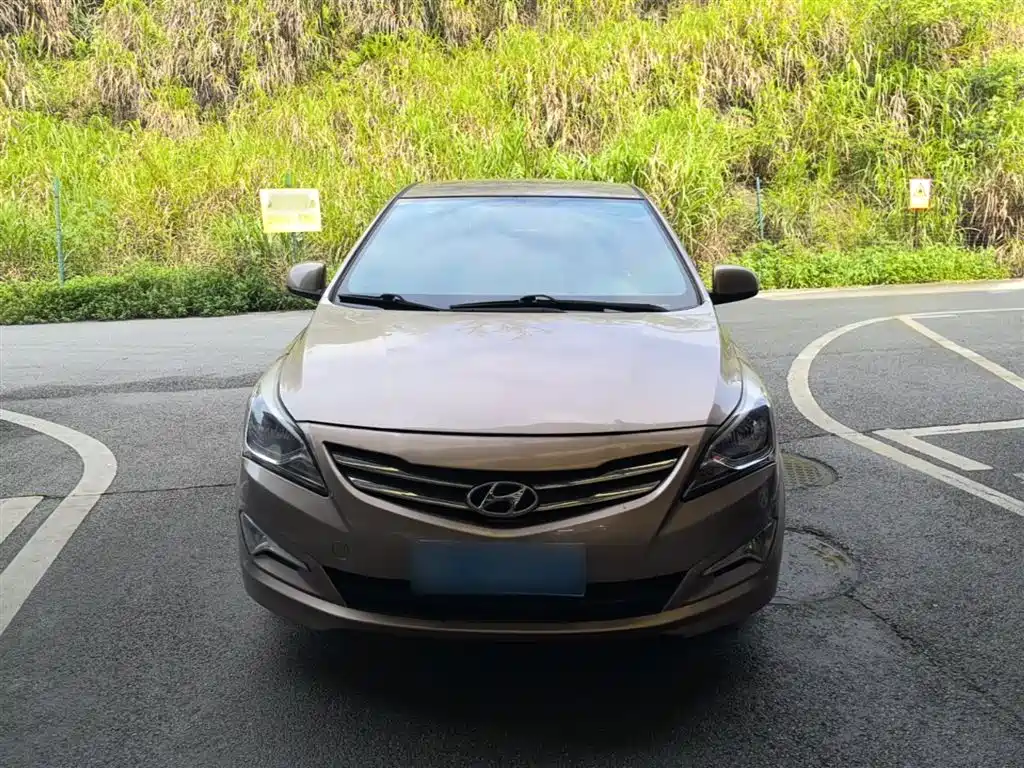 Hyundai Verna 2014 1.4L Automatic Smart GLS фото 3
