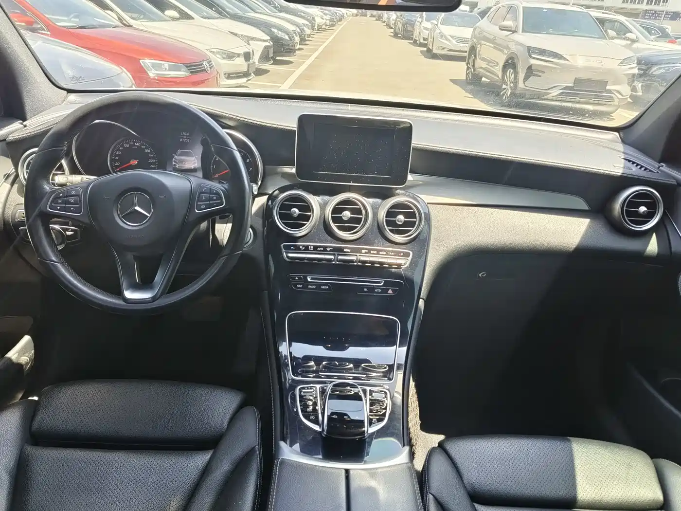 Mercedes-Benz GLC 2018 GLC 200 4MATIC фото 9