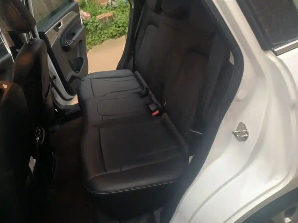Haval M6 2021 PLUS 1.5T Manual Luxury Smart Connect фото 14