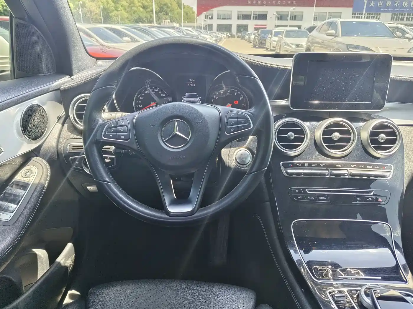 Mercedes-Benz GLC 2018 GLC 200 4MATIC фото 10