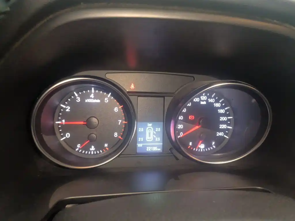 Haval M6 2021 PLUS 1.5T Manual Luxury Smart Connect фото 8