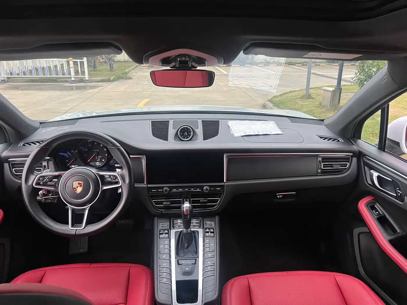 Porsche Macan 2018 Macan 2.0T фото 16