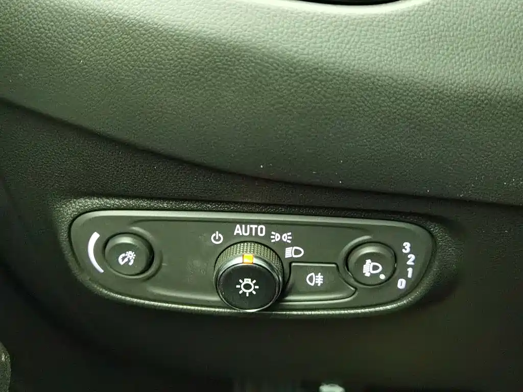 Chevrolet Equinox, миниатюра 21