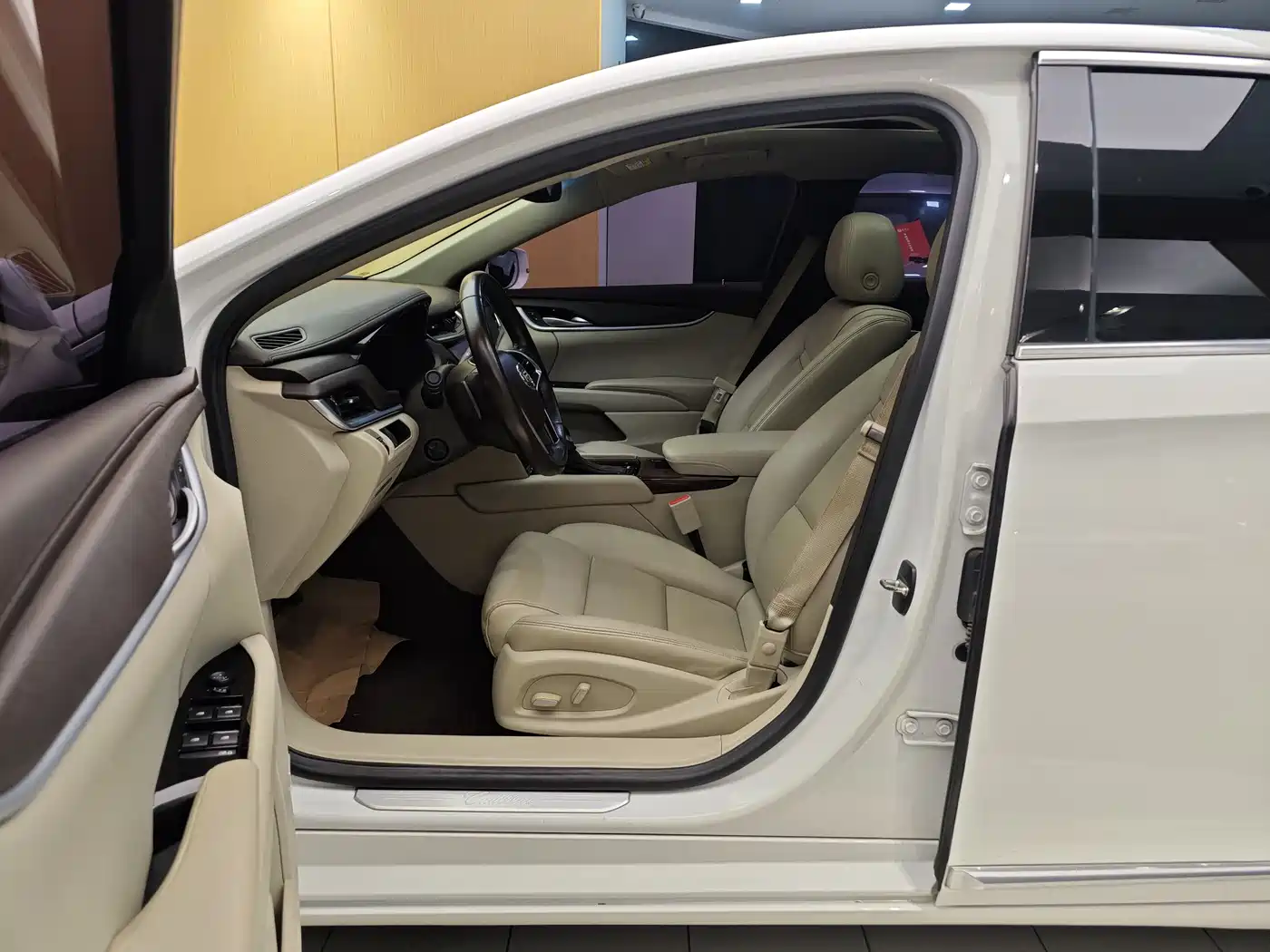 Cadillac XTS 2015 28T Comfort фото 15
