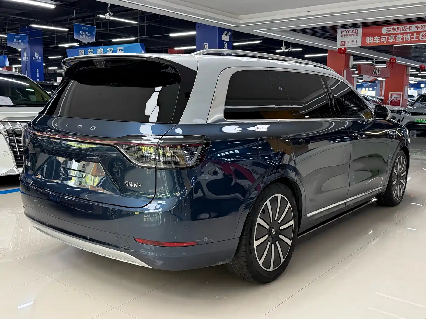AITO Wenjie AITO M9 2025 Extended Range Ultra 52kWh 6-Seater фото 20