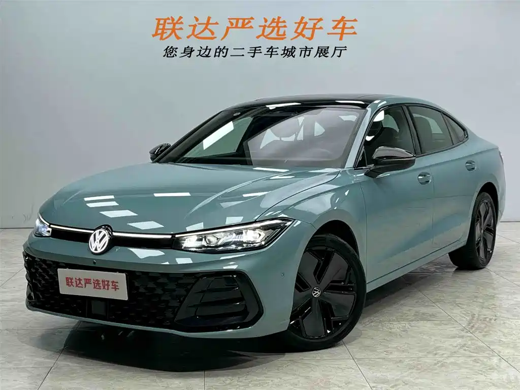 Volkswagen Passat 2025 Model Pro 380TSI Starlight Dragon Premium Edition
