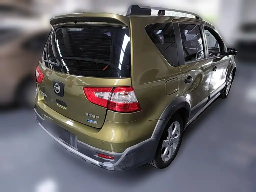 Nissan Livina 2014 2013 Sporty 1.6XV CVT Luxury