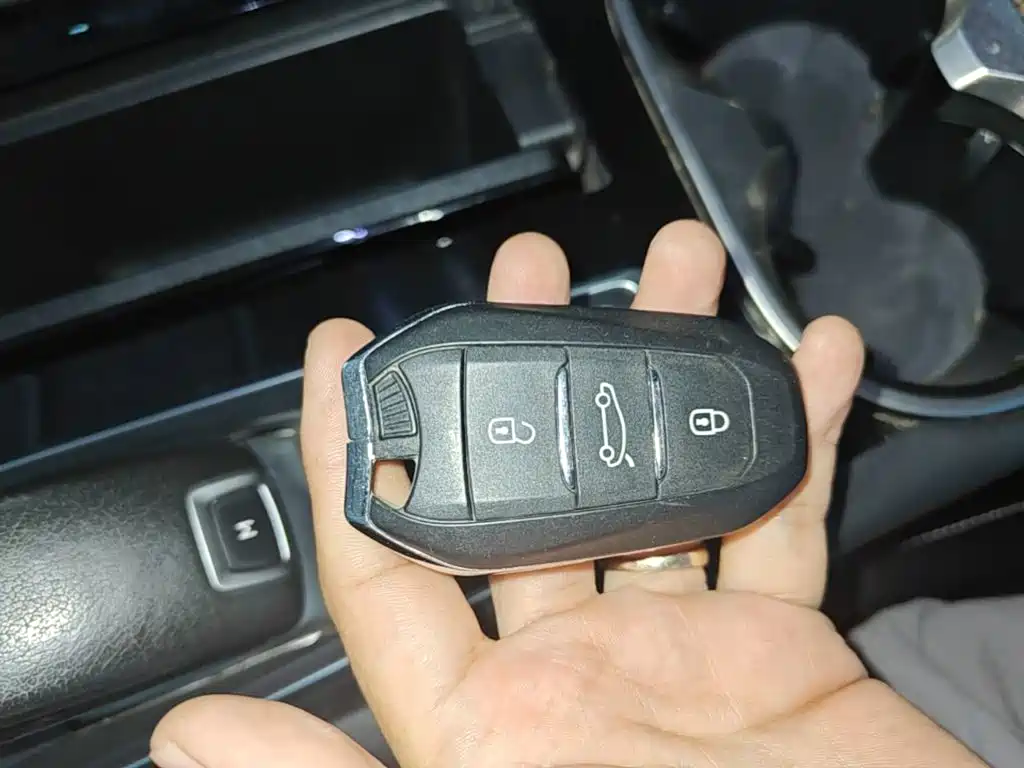 Фото 9 - Peugeot 508
