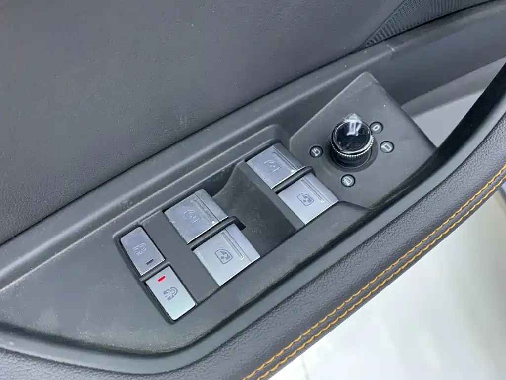 Audi e-tron 2026 2021 50 quattro Luxury