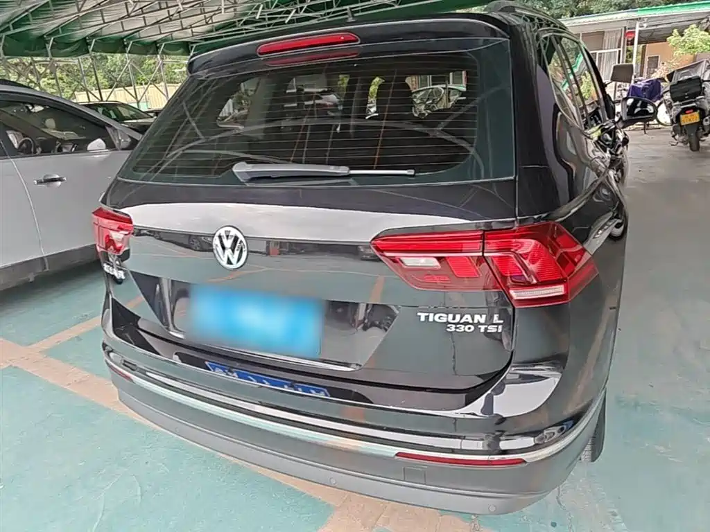 Volkswagen Tiguan L 2018 Facelift 330TSI Automatic 2WD Luxury Edition фото 6