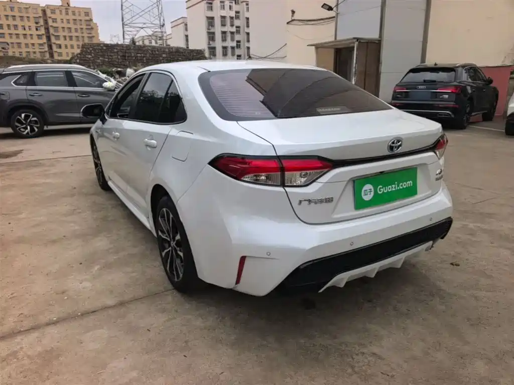 Toyota Levin 2021 Dual Engine 1.8H E-CVT Sport фото 5