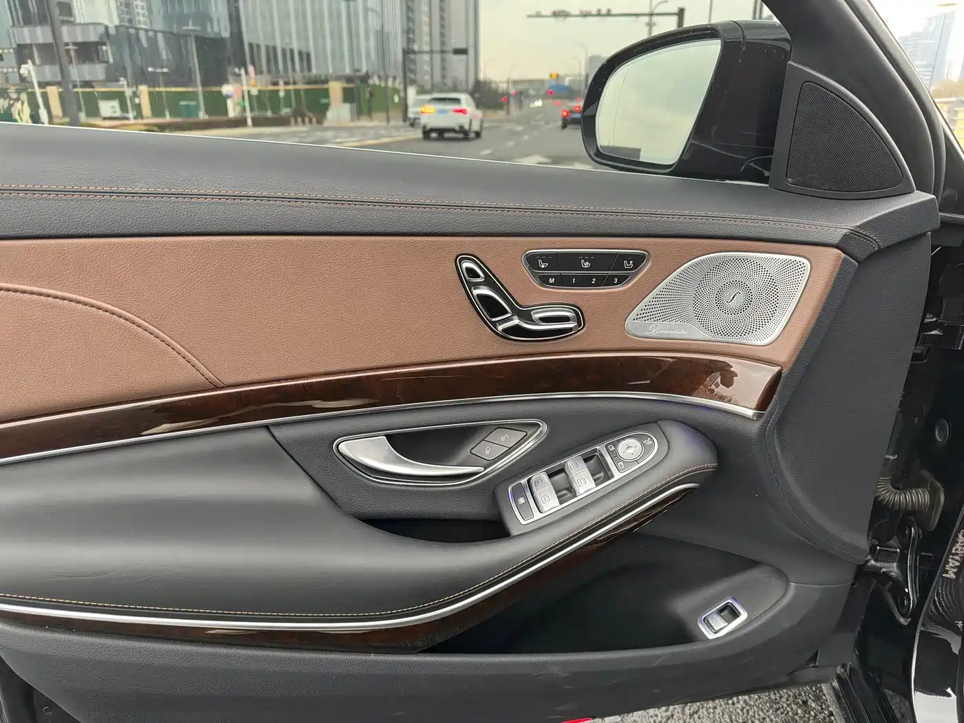 Mercedes-Benz Maybach S-Class 2016 S 400 4MATIC фото 7