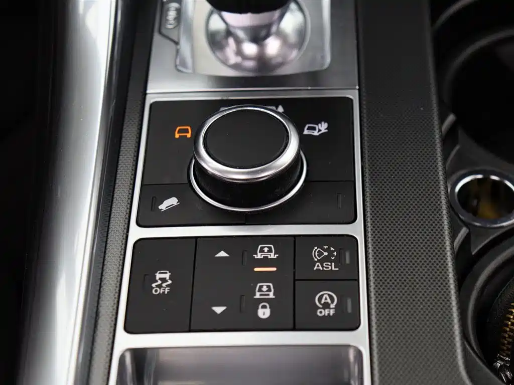 Land Rover Range Rover Sport 2014 3.0 SC V6 HSE фото 20
