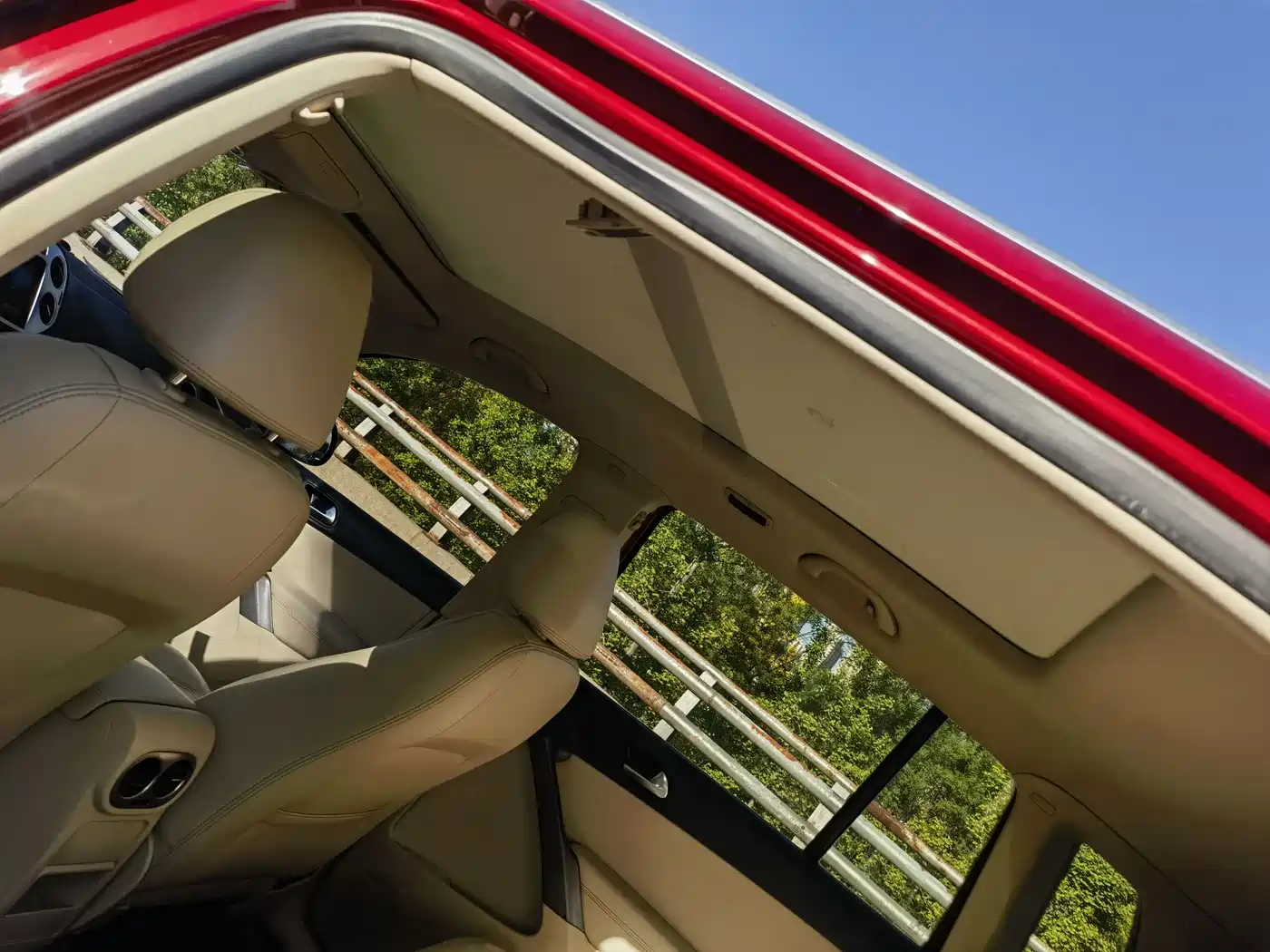 Volkswagen Tiguan 2012 2.0TSI Automatic 4WD Elite Edition фото 10