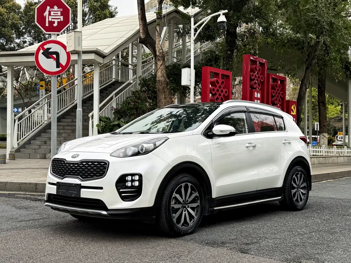 Kia KX5 2016 Model 1.6T Automatic 2WD Premium