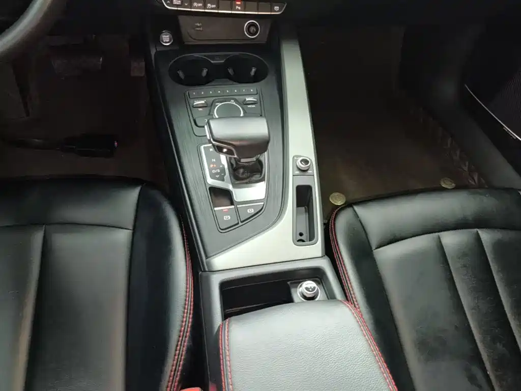 Audi A4L 2018 30th Anniversary 40 TFSI Progressive фото 14