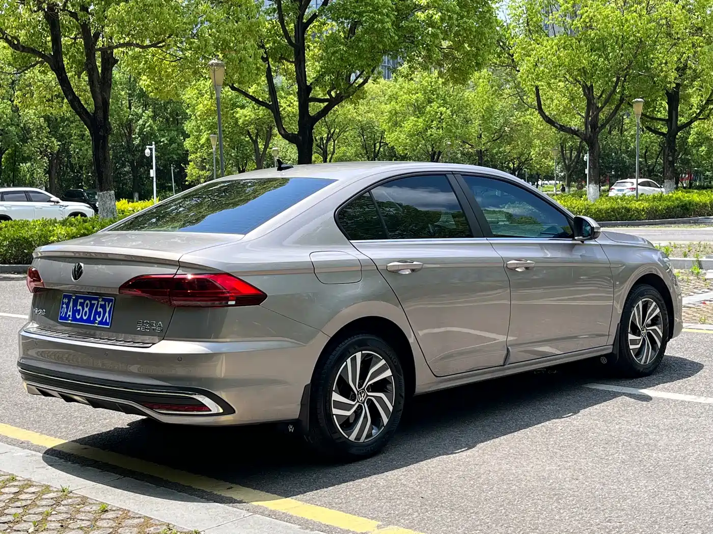 Volkswagen Bora 2025 Facelift 280TSI DSG Premium Edition фото 5