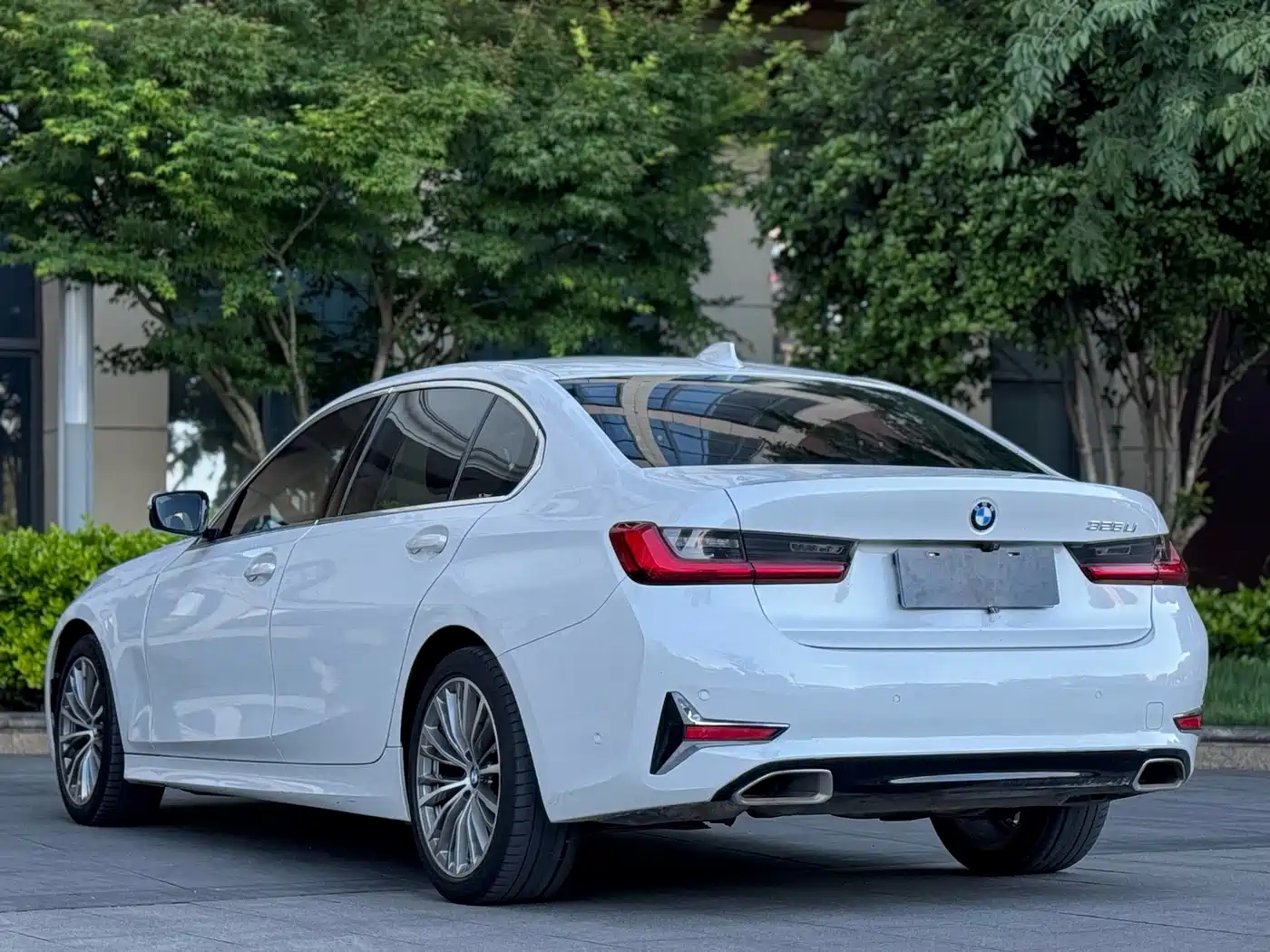 BMW 3 Series 2020 325Li Launch Edition фото 9