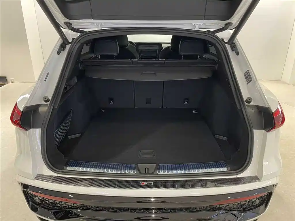 Audi Q5L 2026 2026 Smart Hybrid Premium