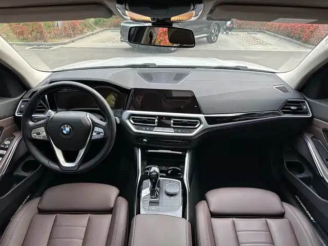 BMW 3 Series 2020 325Li Launch Edition — фото 5
