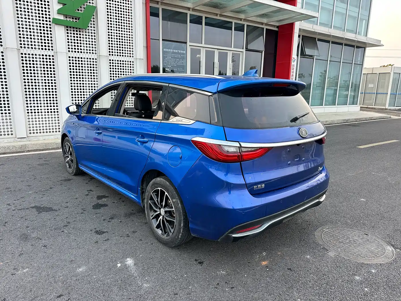 BYD Song MAX 2017 1.5T Auto Smart Connect Premium 7-seater фото 26