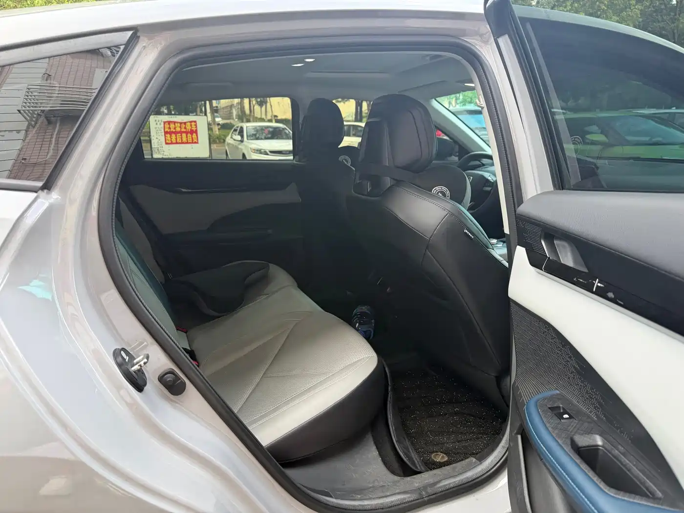 Changan UNI-V iDD 2023 2023 ZhiDian iDD 1.5T 113km Smart Fun Edition