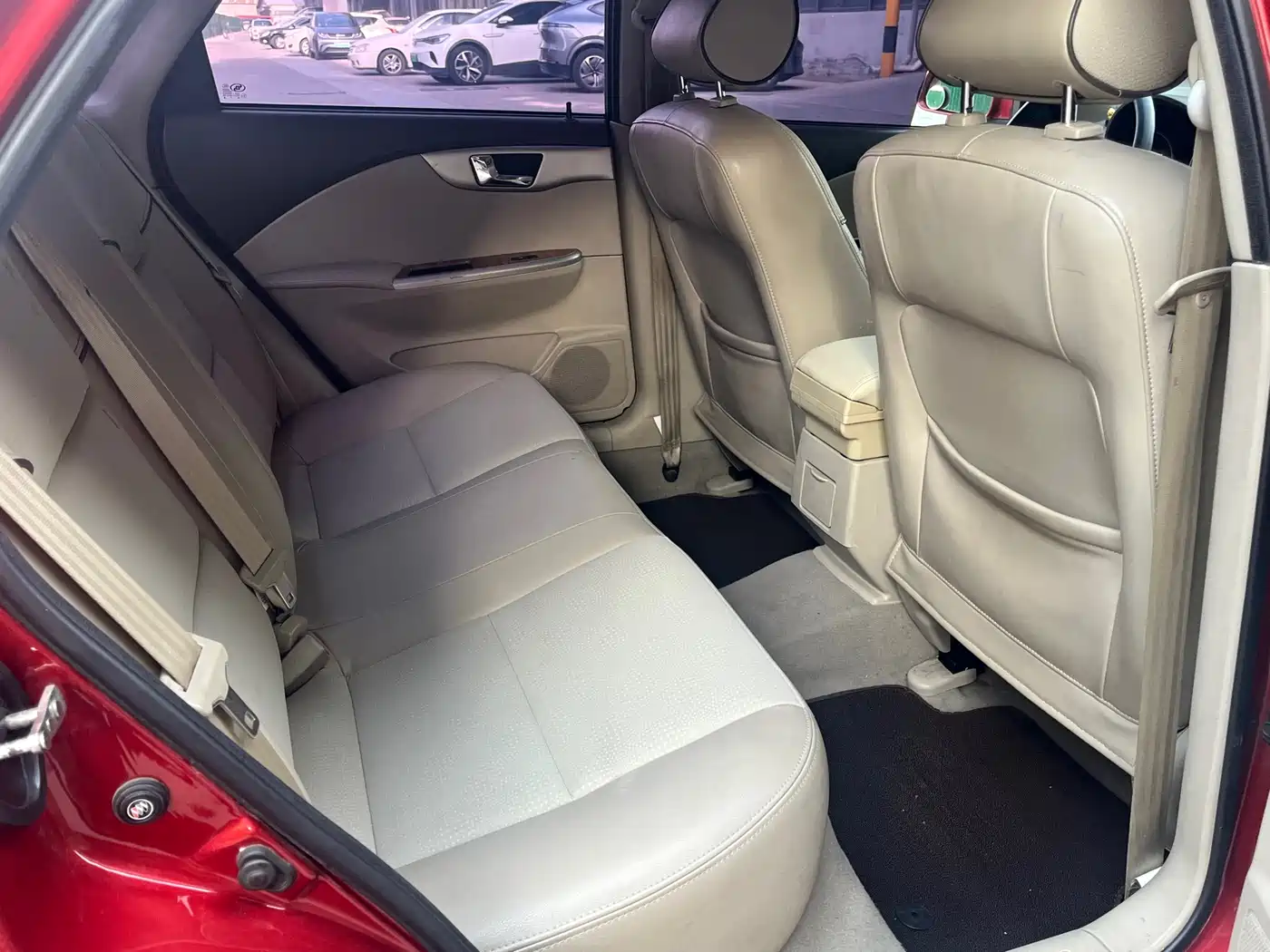 Buick Excelle 2015 1.5L Automatic Classic фото 12