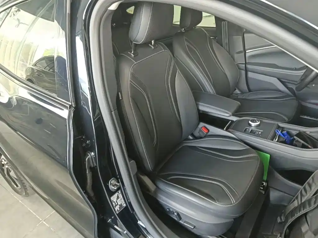 Ford Mustang Mach-E 2023 2021 Boundless RWD Luxury (Long Range)