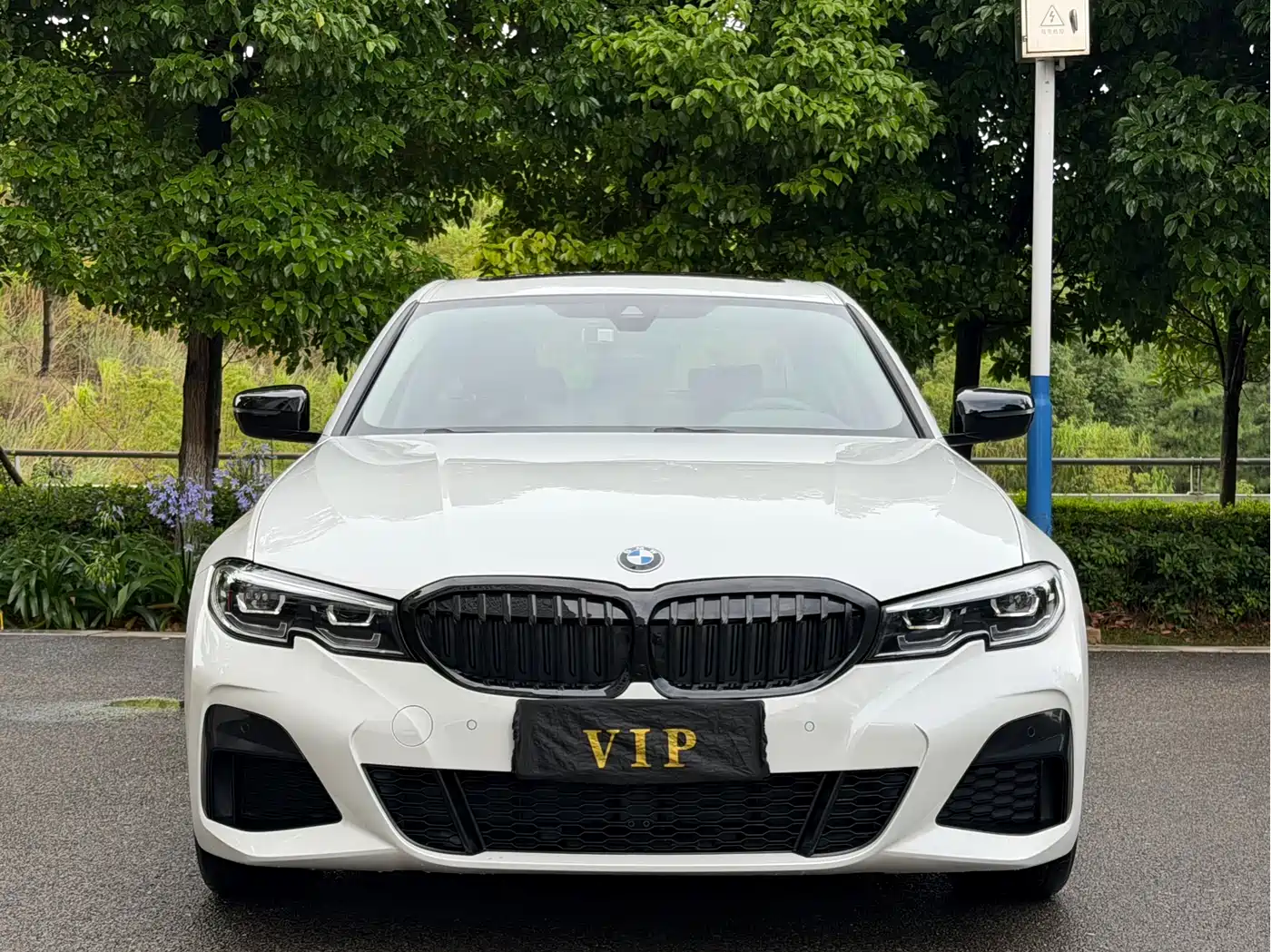 BMW 3 Series 2023 325Li M Sport Package