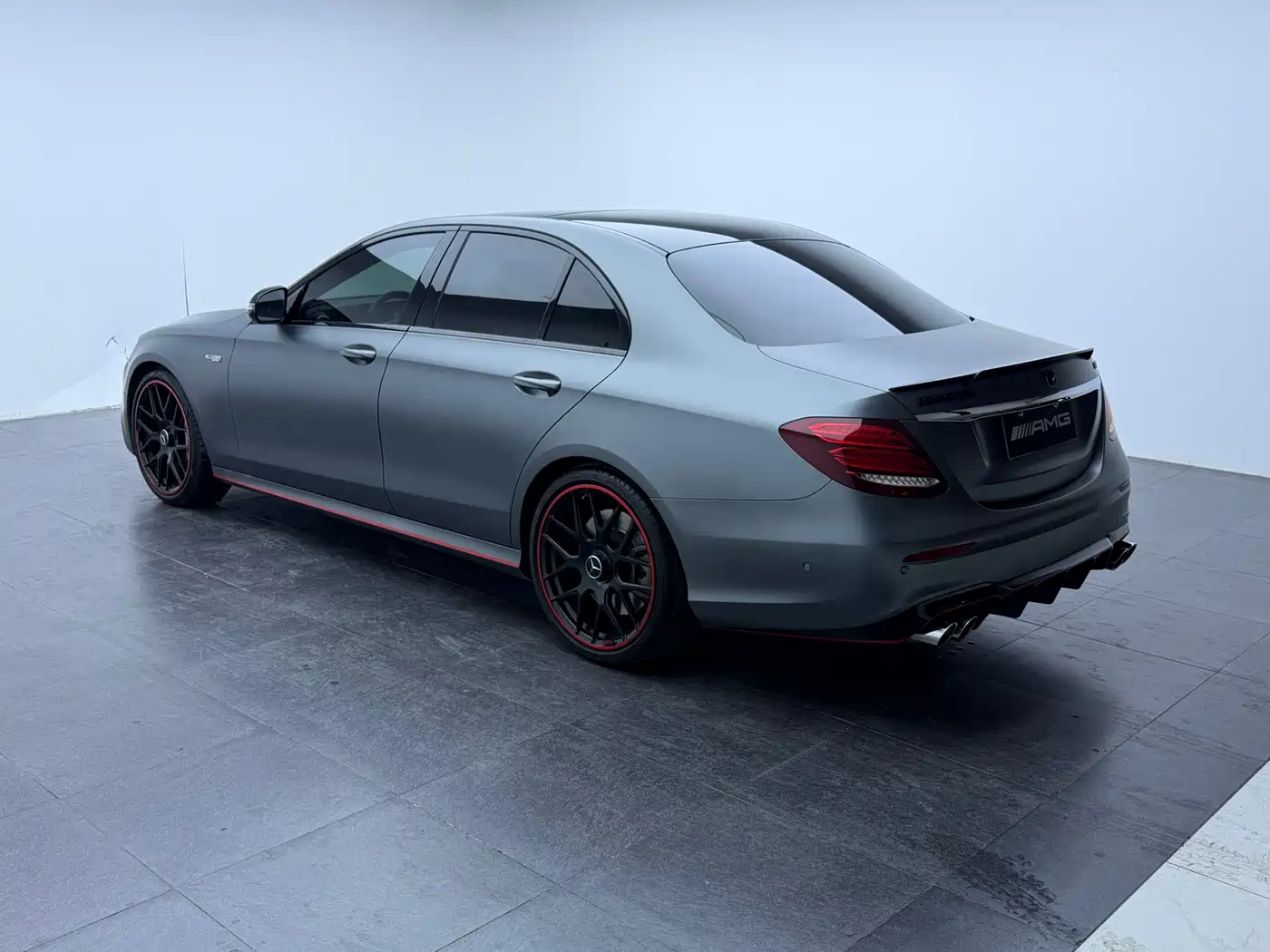 Mercedes-Benz E-Class AMG 2017 AMG E 43 4MATIC Special Edition фото 7