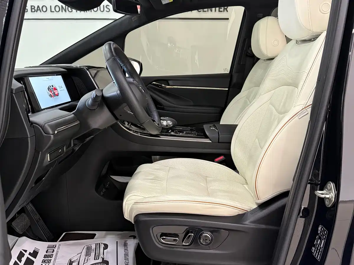 GAC Trumpchi Trumpchi M8 2023 Model Master Series 400T Flagship Edition фото 7