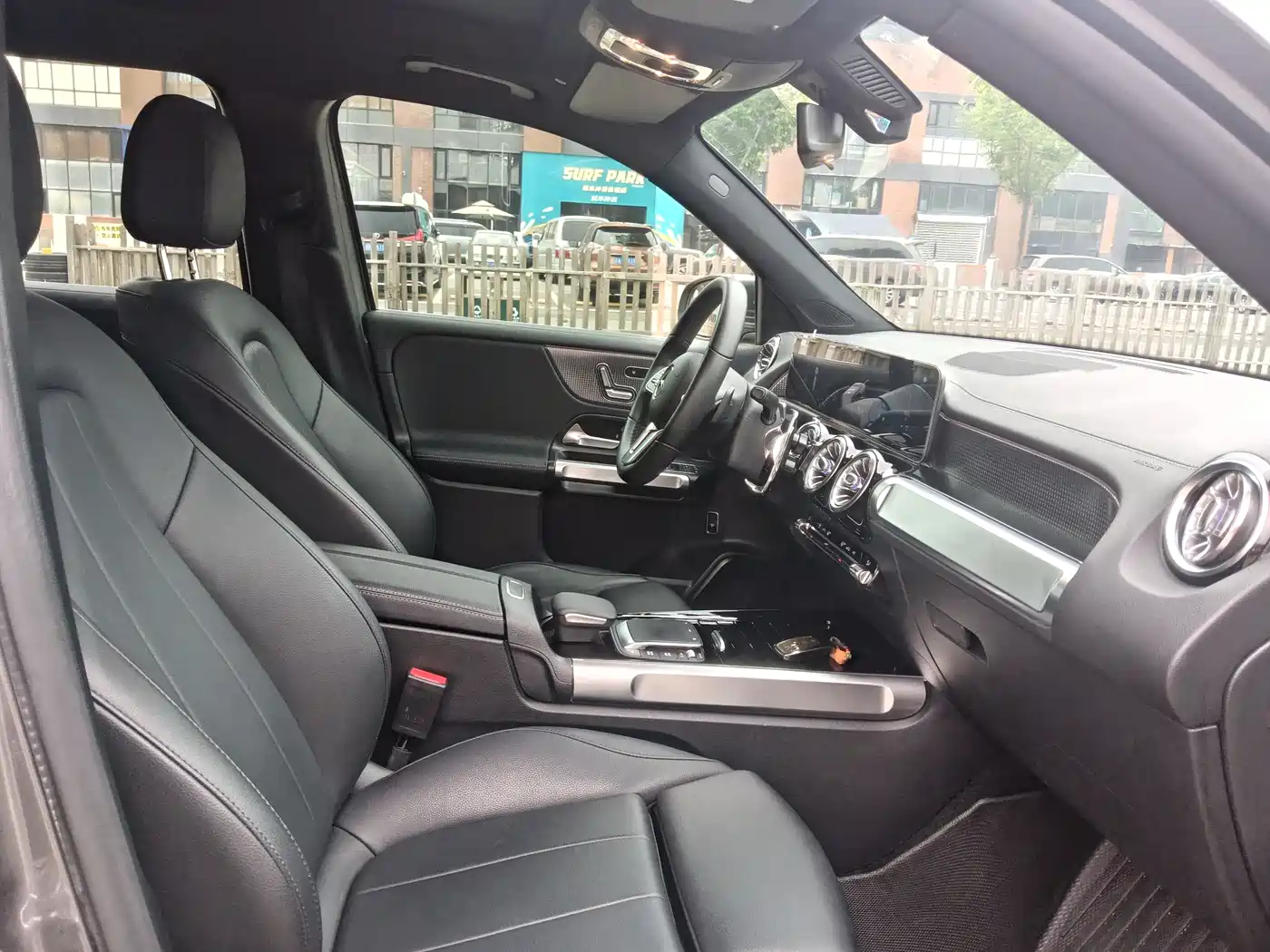 Mercedes-Benz GLB 2020 Facelift GLB 200 Style фото 28