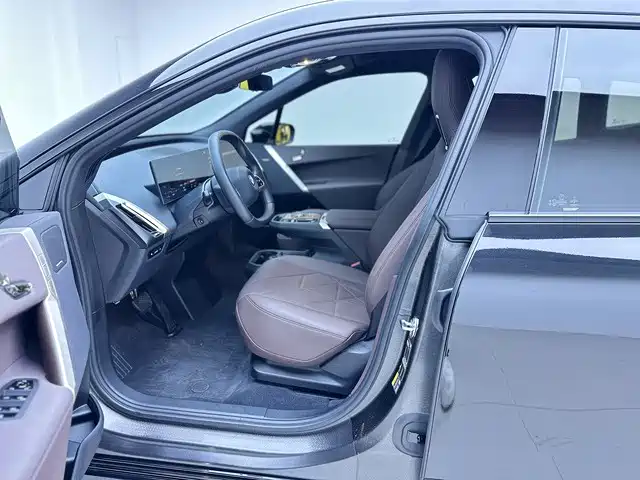 BMW iX 2022 xDrive40 фото 7