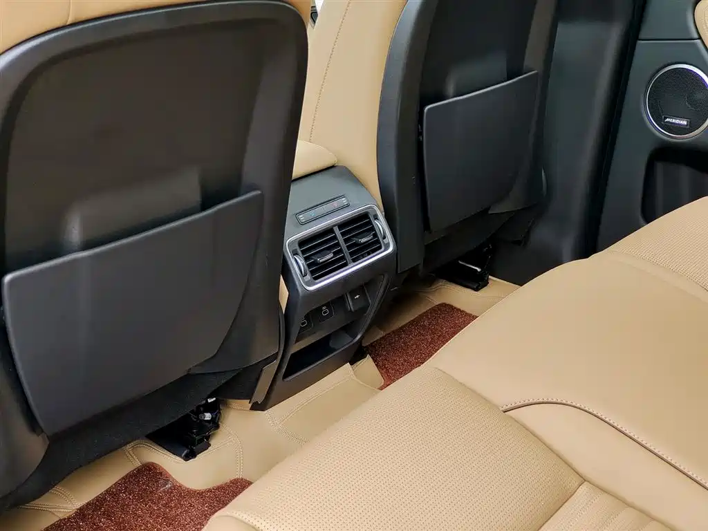 LAND ROVER DISCOVER SPORTS