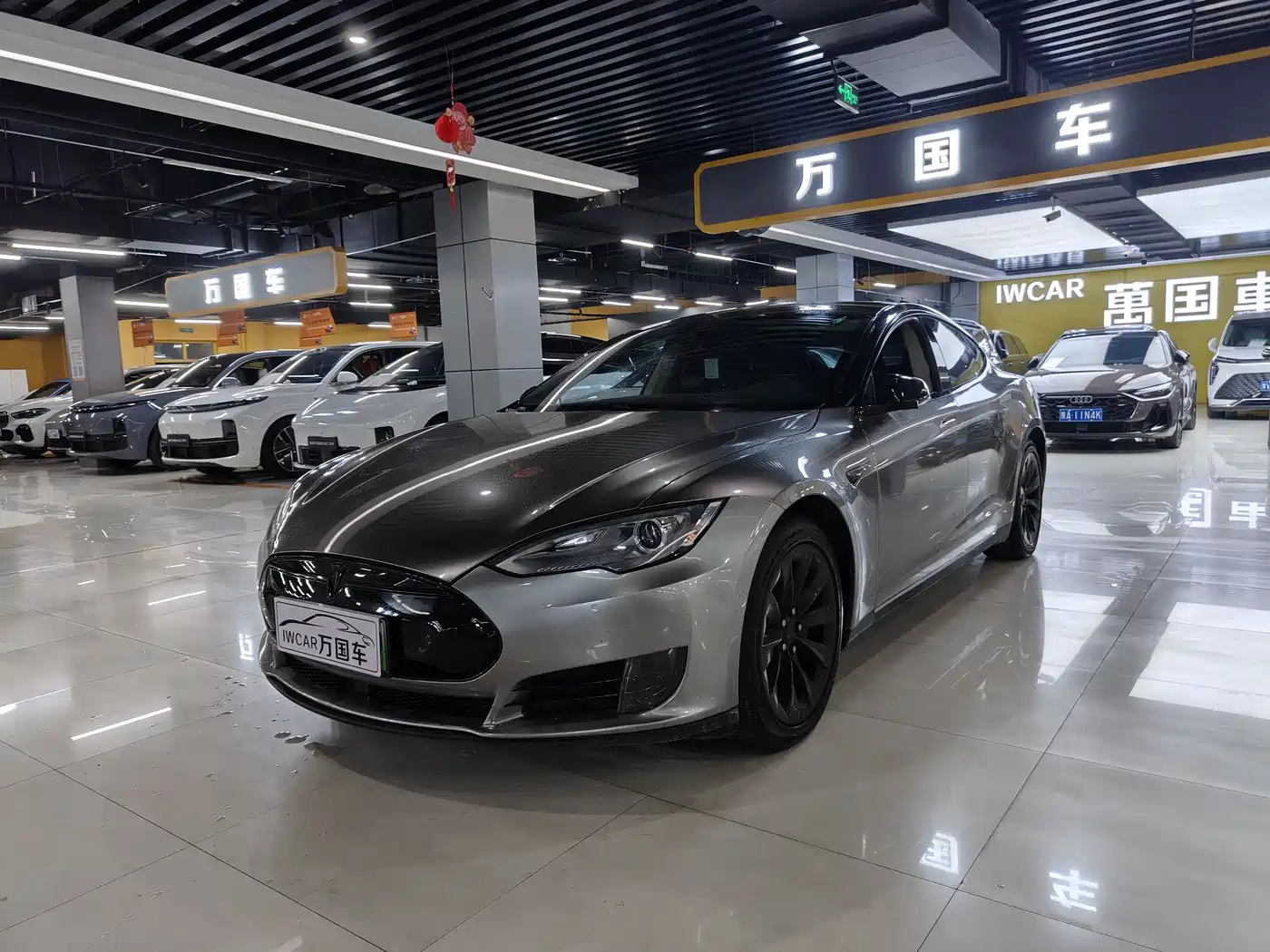 TESLA MODEL S