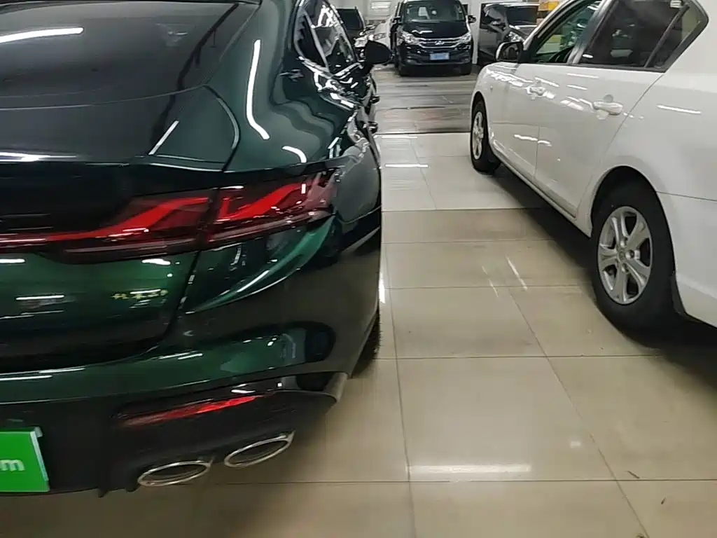 MG MG7 2025 2025 2.0T 405 AT Luxury Edition