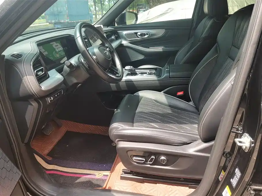 GAC Trumpchi Trumpchi GS8 2022 Pilot Series 2.0TGDI 4WD Luxury Smart Connect Edition (7-Seater) фото 9