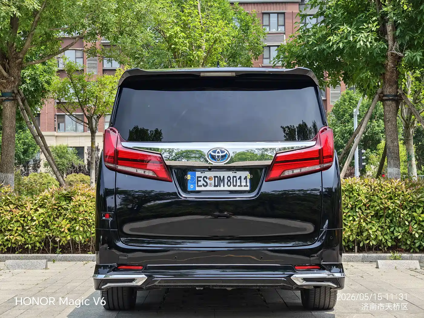 Toyota Vellfire 2021 Crown Hybrid 2.5L HV Premium Edition фото 14