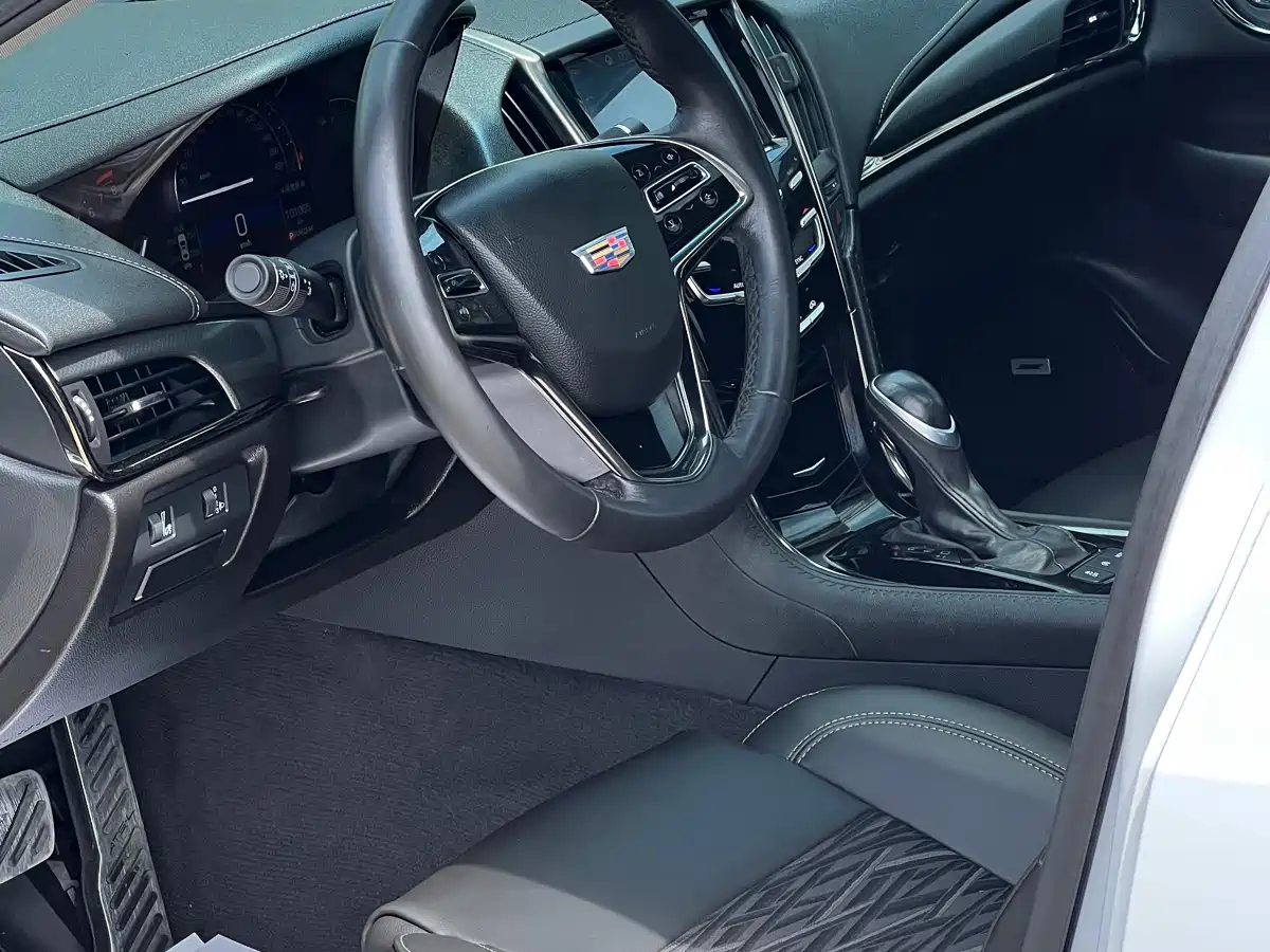 Cadillac ATS-L 2017 28T Technology фото 3