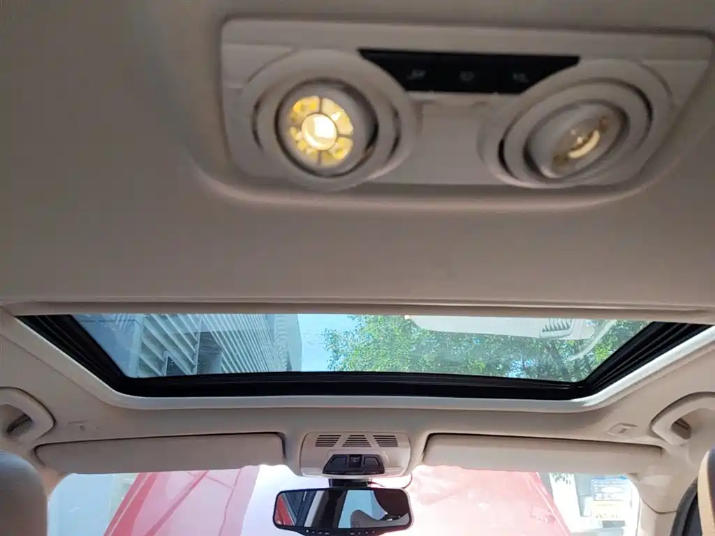 BMW 3 Series 2014 320Li Luxury Design Package фото 9