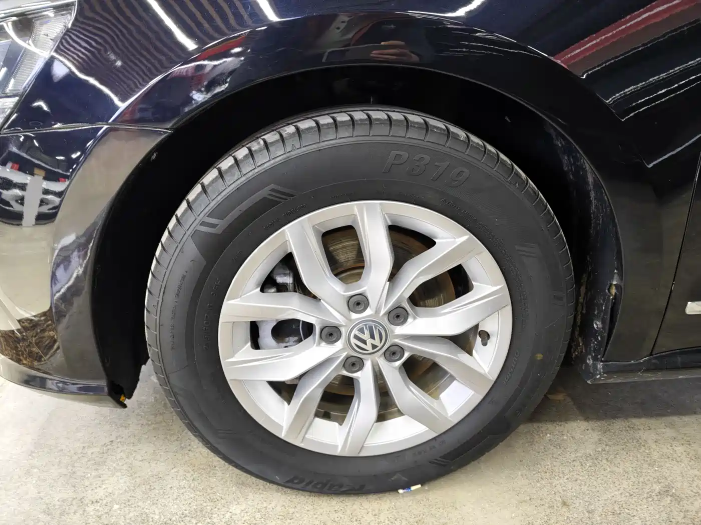 Volkswagen Passat 2017 280TSI DSG Prestige фото 12