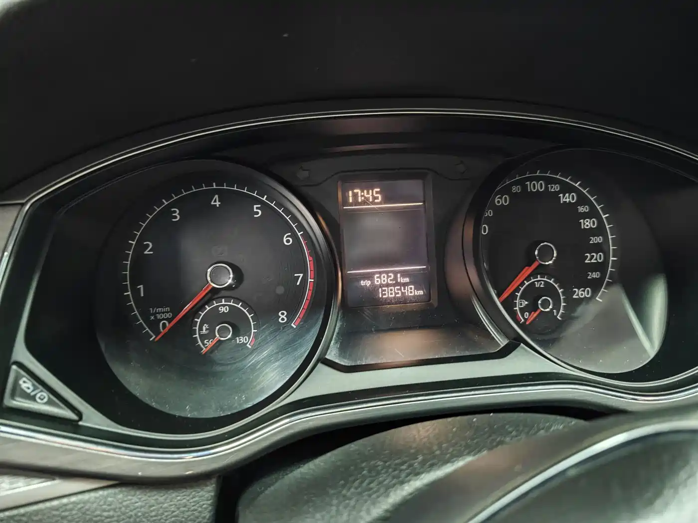 Volkswagen Passat 2017 280TSI DSG Prestige фото 15